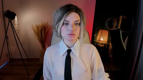 Kira online show from January 19, 9:55 pm