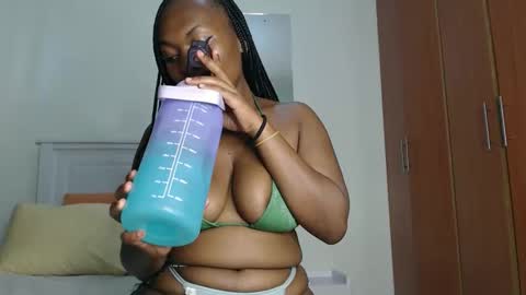 euny online show from November 18, 4:28 am