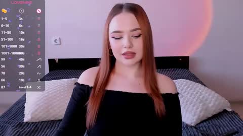 Snapshot of sweetie_candy_ chatting on February 12, 10:14 am Hannah online show from February 12, 10:14 am