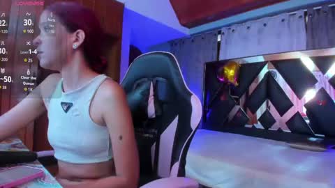Snapshot of sweetie_foxx1 chatting on June 27, 12:22 pm FOXXY online show from June 27, 12:22 pm