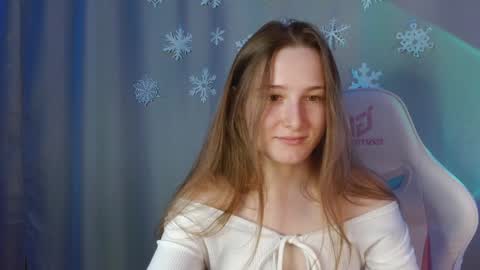 Annie online show from December 9, 11:24 pm