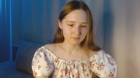 Annie online show from December 21, 9:15 pm