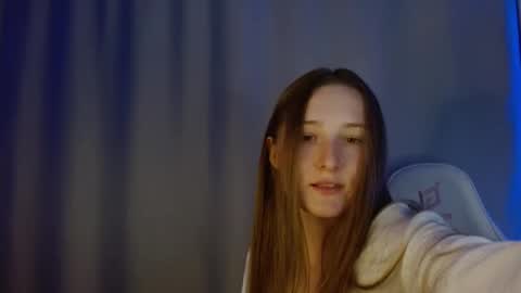 Annie online show from September 10, 7:25 pm