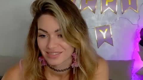 Daddy Babby Girl online show from September 20, 9:43 am