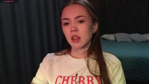 sweetieee_kira online show from April 14, 3:12 am