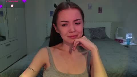 sweetieee_kira online show from June 26, 3:22 am