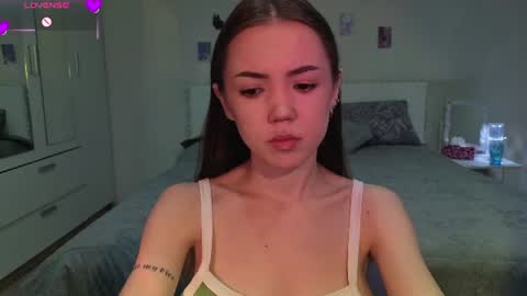 sweetieee_kira online show from June 30, 3:18 am