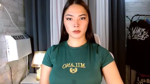 sweetiefox1 online show from November 7, 3:06 am