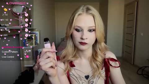 sweetie Lisa3 online show from September 10, 2:50 pm