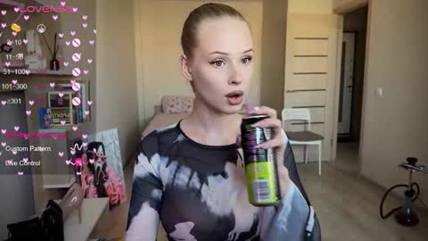 sweetie Lisa3 online show from September 12, 2:17 pm