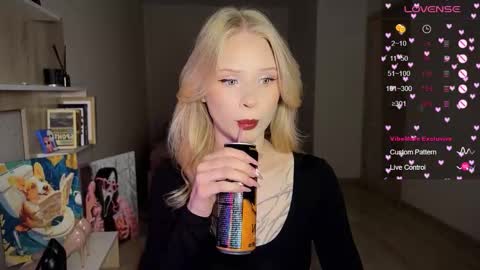 sweetie Lisa3 online show from September 25, 2:32 pm