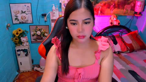 Nicole online show from January 14, 11:42 am