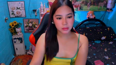 Nicole online show from January 23, 1:56 pm