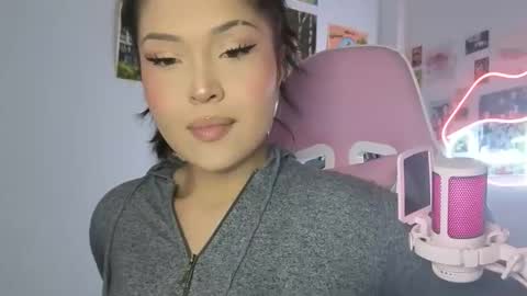 SweetJess online show from March 31, 1:51 am