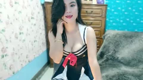 jona online show from November 2, 4:37 am