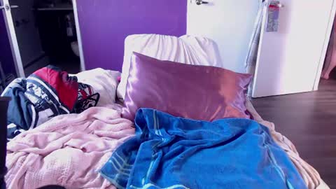 Snapshot of sweetkiitty3 chatting on June 29, 1:33 pm Jazzy online show from June 29, 1:33 pm