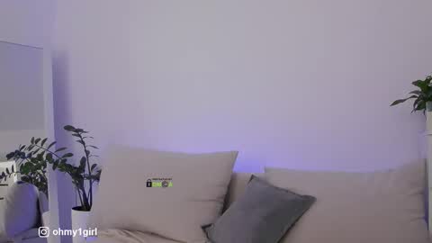 SweetKira1 online show from November 18, 11:25 am