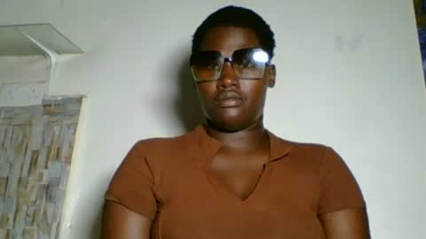Snapshot of sweetlady_lovespeace22 chatting on July 7, 10:03 pm sweet laddy online show from July 7, 10:03 pm