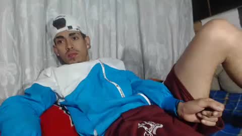 Snapshot of sweetlatinakim chatting on January 16, 11:04 am Camilo online show from January 16, 11:04 am