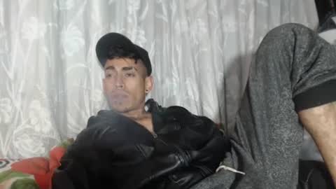 Snapshot of sweetlatinakim chatting on February 28, 9:58 am Camilo online show from February 28, 9:58 am