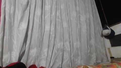 Snapshot of sweetlatinakim chatting on March 1, 10:55 am Camilo online show from March 1, 10:55 am