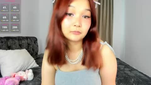 Snapshot of sweetlayla_ chatting on June 6, 11:04 am Layla online show from June 6, 11:04 am