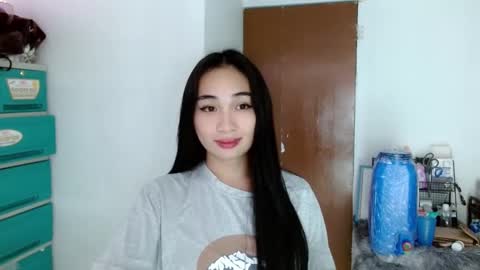 Lilly online show from January 21, 12:29 pm