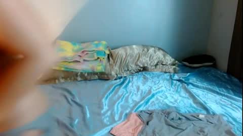 Lilly online show from April 13, 2:50 am