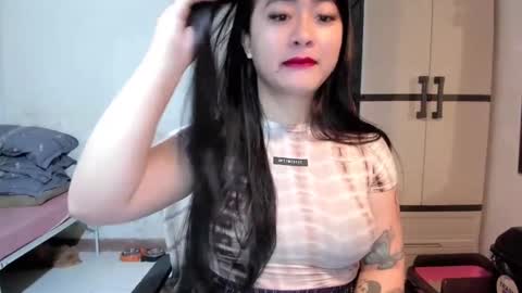 Zoe online show from March 9, 6:00 pm