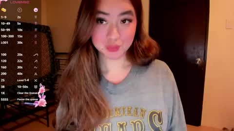 Snapshot of sweetlovepinay04 chatting on June 14, 2:52 pm Zoe online show from June 14, 2:52 pm