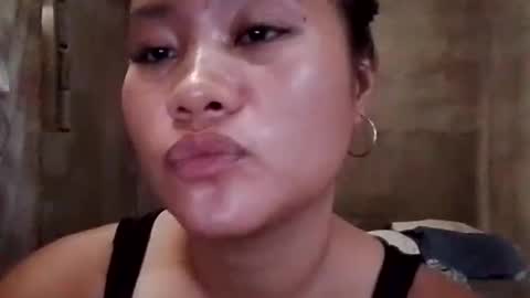 Snapshot of sweetmae32 chatting on May 31, 10:22 pm sweetmae32 online show from May 31, 10:22 pm