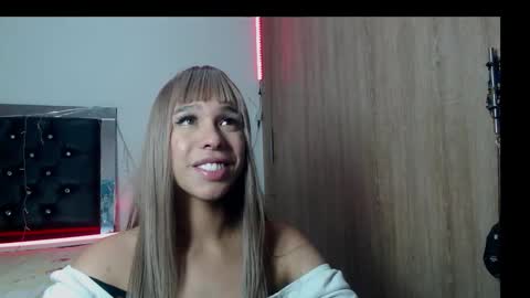 sweetmagic6 online show from March 6, 8:44 am