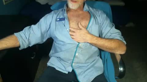 Snapshot of sweetman4a chatting on October 26, 11:49 am Michael online show from October 26, 11:49 am