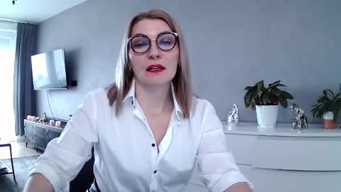 sweetmarthaaa online show from February 13, 10:55 am