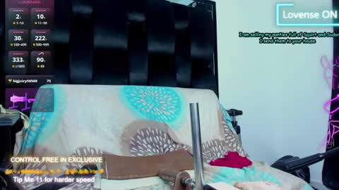 Snapshot of sweetmelissa16 chatting on November 8, 4:51 pm sweetmelissa16 online show from November 8, 4:51 pm