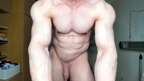 Lorenzo online show from February 19, 5:16 pm