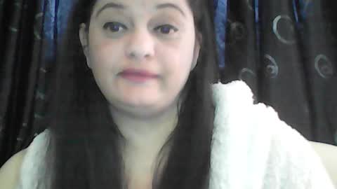 Snapshot of sweetness_angel chatting on July 13, 8:06 am Trisha angel online show from July 13, 8:06 am