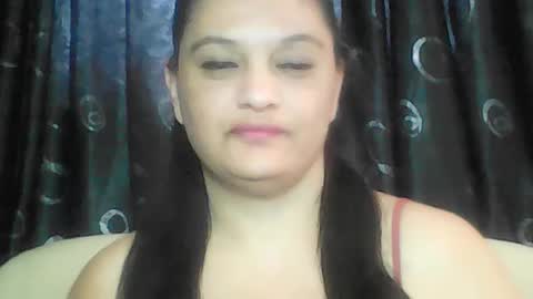 Snapshot of sweetness_angel chatting on August 9, 8:08 am Trisha angel online show from August 9, 8:08 am