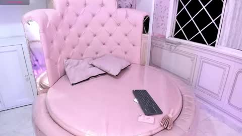 siren online show from April 15, 5:03 am