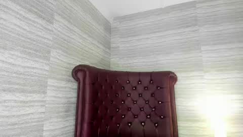 siren online show from April 19, 5:40 am