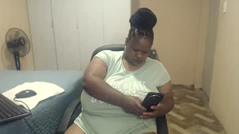 sweetnoziexxx online show from February 15, 6:15 pm