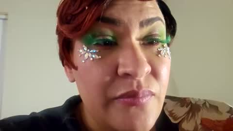 sweetp3ach29 online show from April 12, 9:14 am