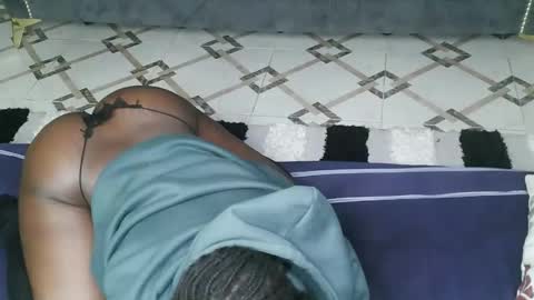 Snapshot of sweetpasion2 chatting on February 24, 9:24 pm sweetpasion2 online show from February 24, 9:24 pm