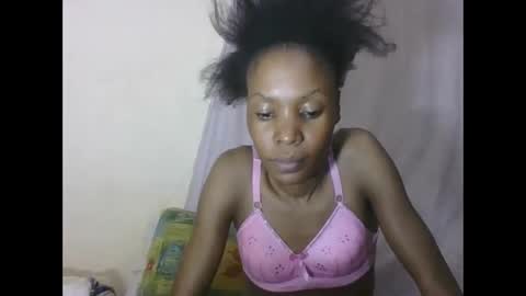 ESTHER online show from June 1, 6:53 pm