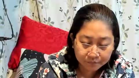 Snapshot of sweetpilipina88 chatting on October 28, 10:12 pm MIA online show from October 28, 10:12 pm