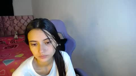 Caro  Lily online show from October 25, 5:30 pm