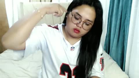 Snapshot of sweetprincess_athena chatting on March 5, 4:13 am Princess Ella online show from March 5, 4:13 am