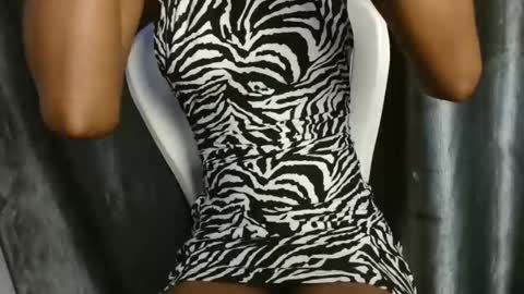 slim ivy online show from November 24, 4:12 am