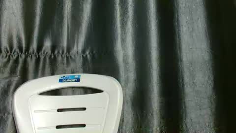 slim ivy online show from April 5, 3:47 am