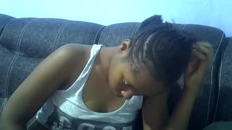 queen online show from March 9, 2:15 am